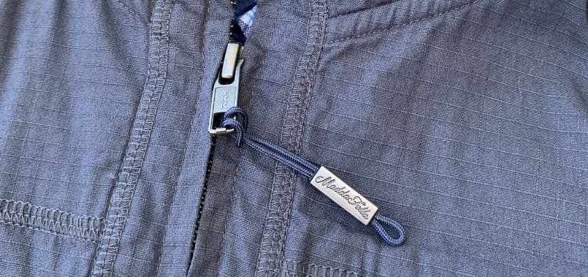 beach vest Closeup